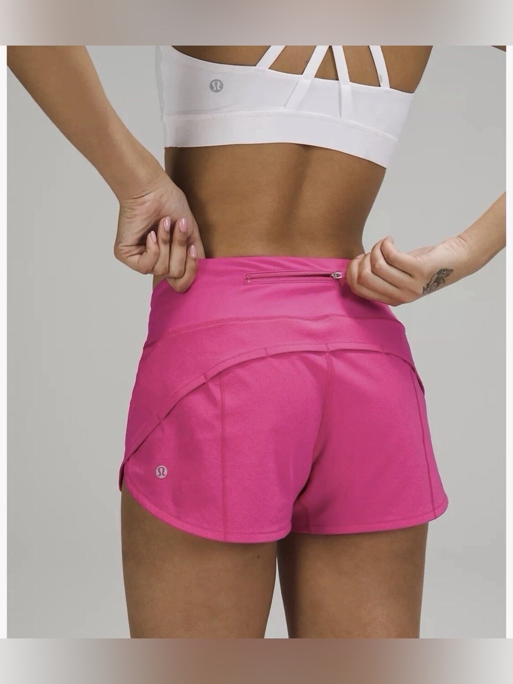 Lululemon Speed Up 2.5” shorts sonic pink size 8